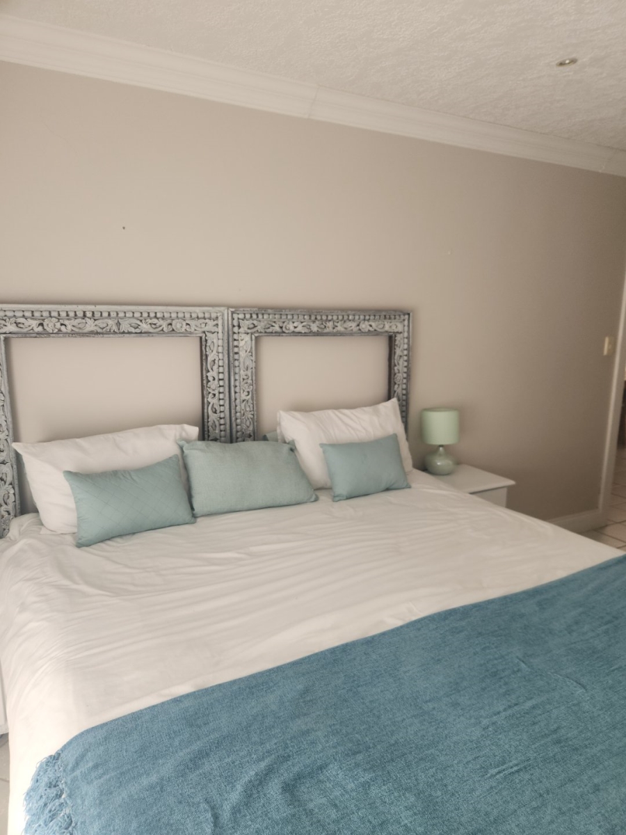 3 Bedroom Property for Sale in Jeffreys Bay Central Eastern Cape